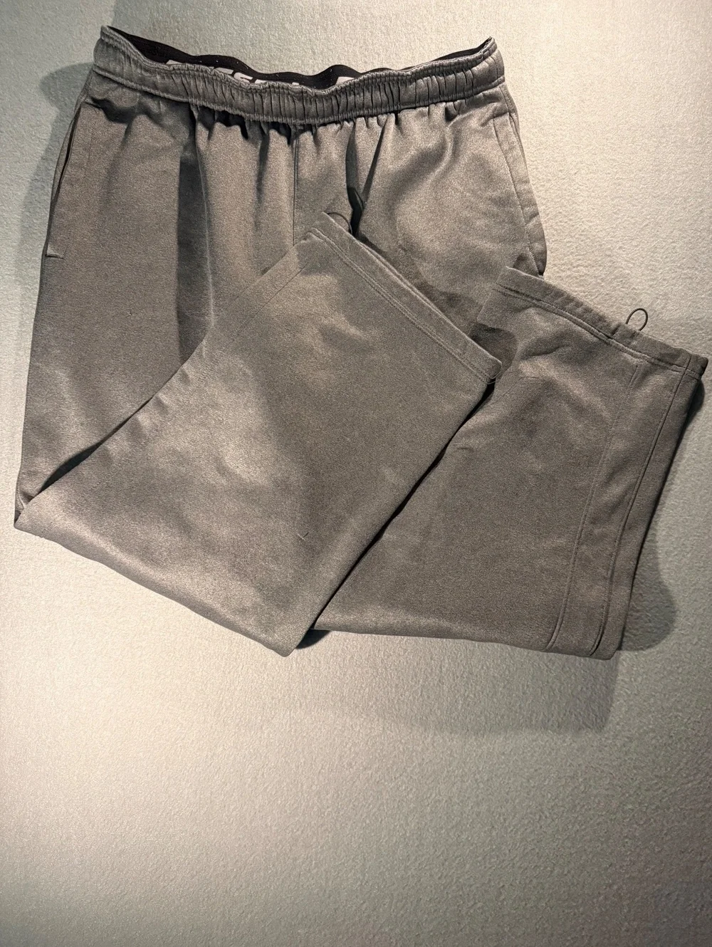 Russell Gray Fleece Sweatpants Size M (32-34)